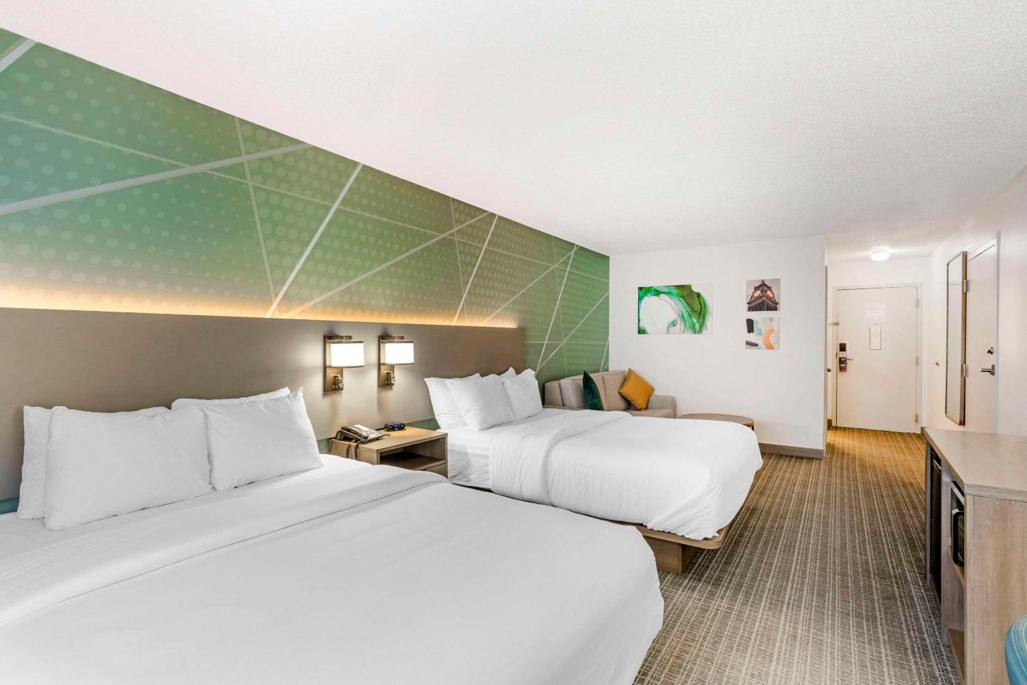 Comfort Inn & Suites Louisville Airport Fair & Expo Exteriör bild